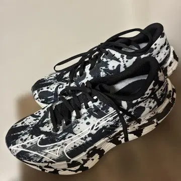 미즈노 웨이브 리벨리온 프로 24cm