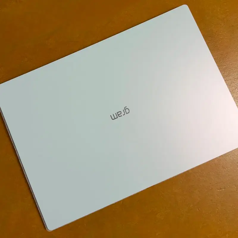 LG 그램 노트북 모델명16Z90U-KU7WK 팝니다.