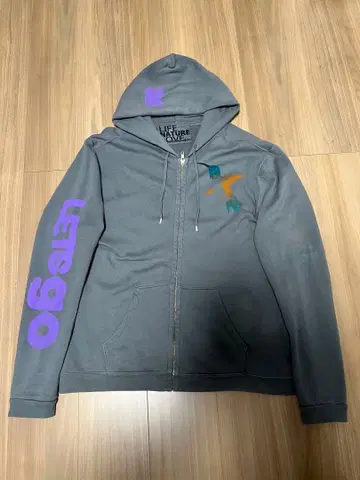 기무라 타쿠야, 이나바 코시 착용 프리시티 얇은 소재 후드티