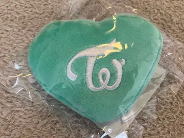 twice lovelys 리버서블 백참 미브리