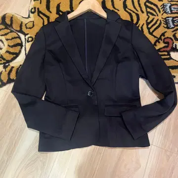 새상품급 Demi-Luxe BEAMS 네이비 테일러드 자켓 36