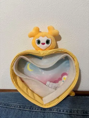 TWICE LOVELYS 삐요큥 바디백 지효 지브리