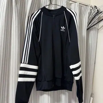 adidas 블랙 집업 저지