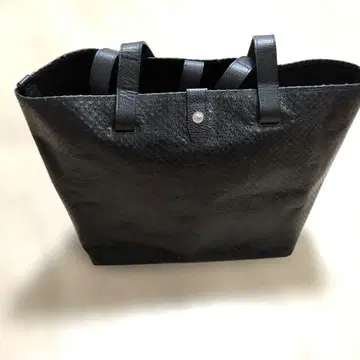 블랙 토트백 퀼팅 내부