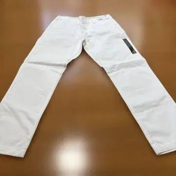 유니클로 빈티지 레귤러핏 치노 팬츠 82 76