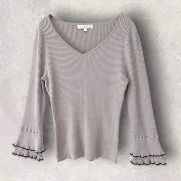 프로포션 바디 드레싱 바이컬러 라인 더블 벨 슬리브 니트 2