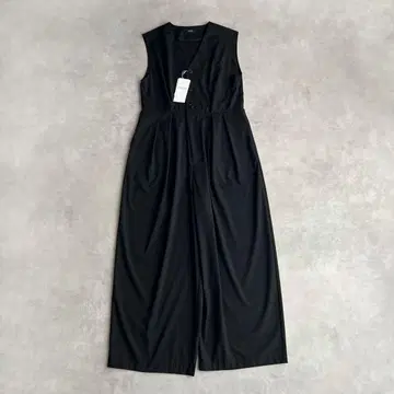 저널 스탠다드 레사쥬 V넥 올인원 2025SS