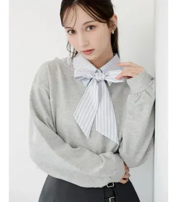 dazzlin 보타이 셔츠 레이어드 맨투맨