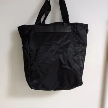 ARKET 블랙 토트백