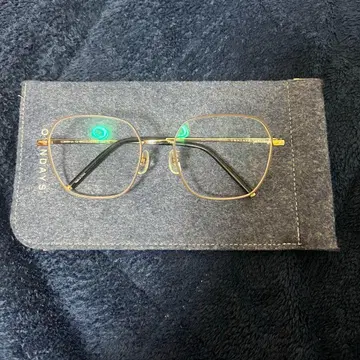 OWNDAYS 실버 스퀘어 안경 +NICHE 도수 없음