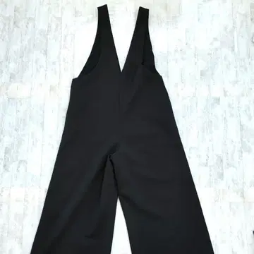 LE PHIL 루 필 올인원 살로펫 블랙 어도어 취급