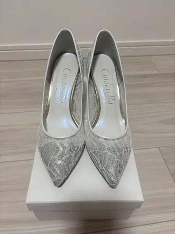 새상품급 [DIANA Cinderella] 브라이덜 7cm 힐 튤 펌프스