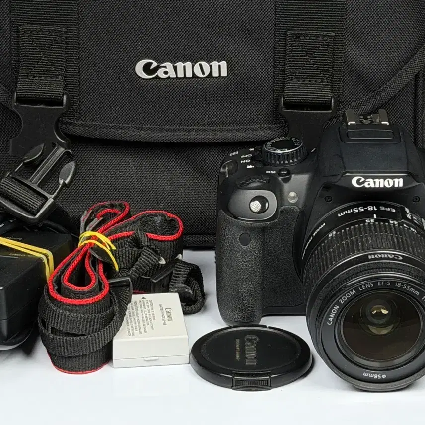 캐논 EOS 650D DSLR 카메라
