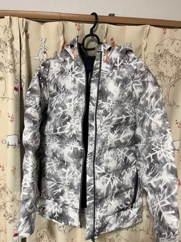Find-Out 눈꽃 패턴 다운 자켓