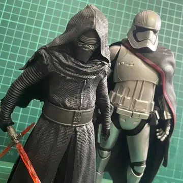 [ 스타 워즈 ] 카일로 렌 & 캡틴 파즈마 [ 피규어 ]
