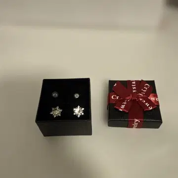 크리스탈 눈꽃송이 스터드 귀걸이 기프트 박스 포함
