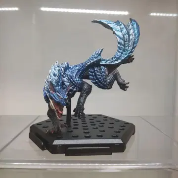 몬스터 헌터 스탠다드 모델 PLUS 루나가론