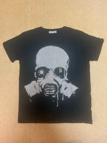 ACC 가스 마스크 디자인 블랙 티셔츠