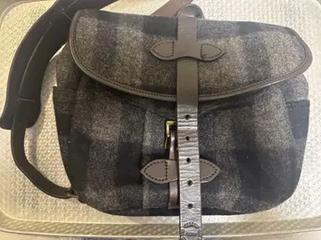 249 FILSON 필드 숄더 백 스몰 울 체크