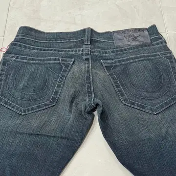 미사용 새상품 BOBBY true religion 29인치