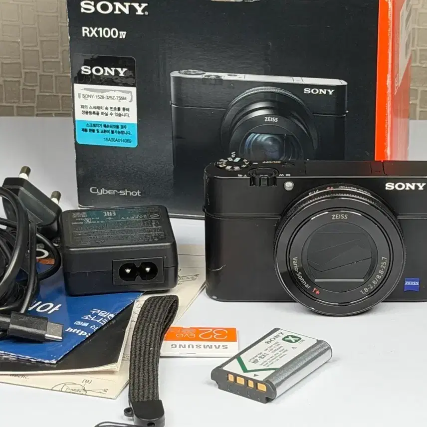 소니 RX100M4 빈티지 레트로 감성 카메라