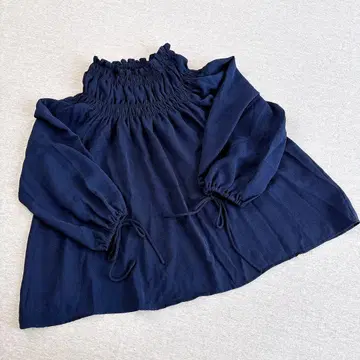 [ dazzlin ] 오프숄더 볼륨 슬리브 블라우스 프리 사이즈 네이비