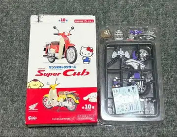 산리오 캐릭터즈 x 혼다 슈퍼커브 쿠로미