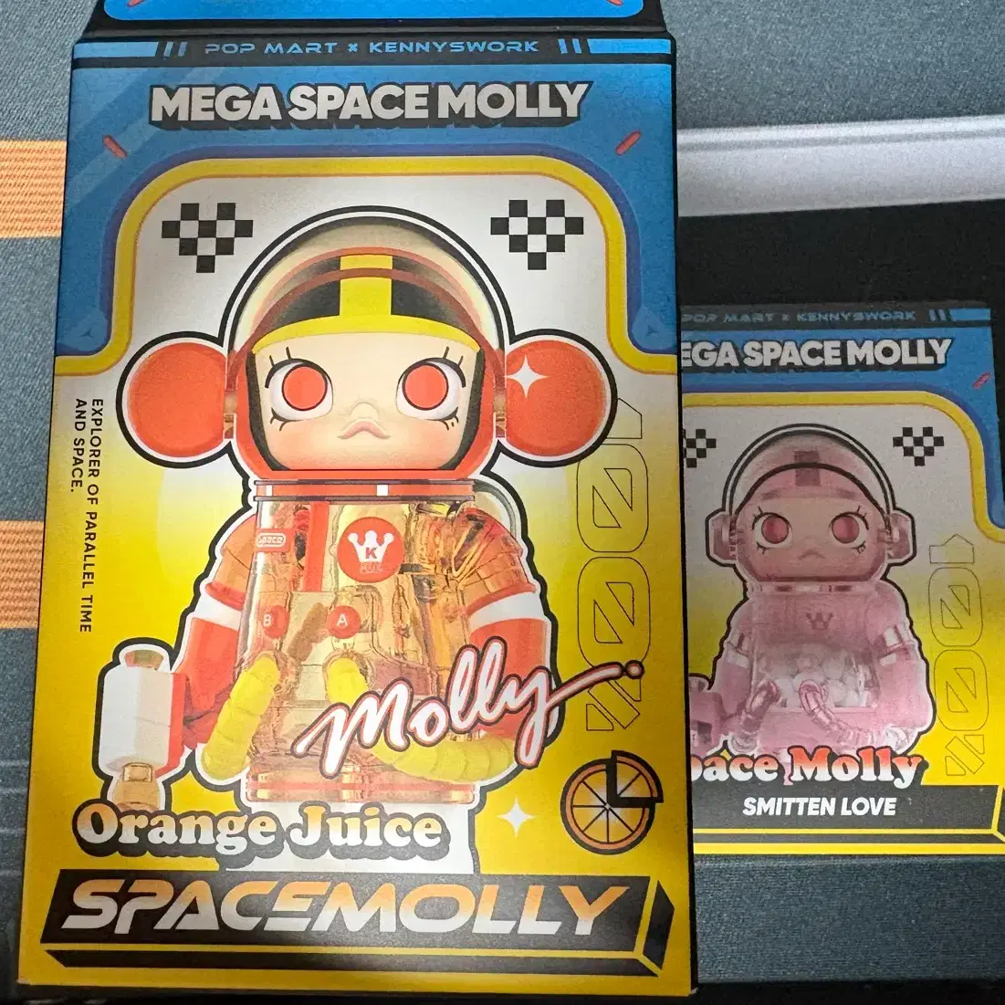 Pop Mart Mega Space Molly 100% Series 4 Secret Angel | Bunjang Global