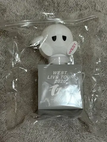 WEST. LIVE TOUR 2026 유일무이 무니무니 응원봉