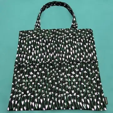 마리메꼬 아피라이넨 토트백