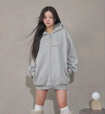 다리치 아플리케 DD 로고 후드티