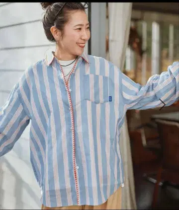 니코앤드 - [비 위드 엠] 미사요 시어 스트라이프 셔츠 새상품