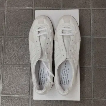 리프로덕션 오브 파운드 저먼 트레이너 화이트 쉽스 별주