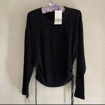 ZARA 사이드 개더 티셔츠 블랙