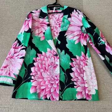 컨디션 최상 Leonard 플라워 프린트 테일러드 자켓 미사용에 가까움
