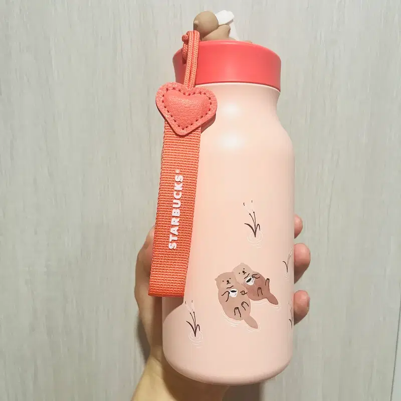 중국 스타벅스 러블리수달 스트랩 텀블러 420ml
