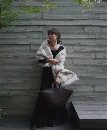 ETRE TOKYO 에트레토쿄 와이드 다운 스톨