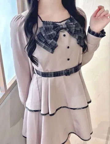 evelyn 빅 리본 티어드 원피스 핑크