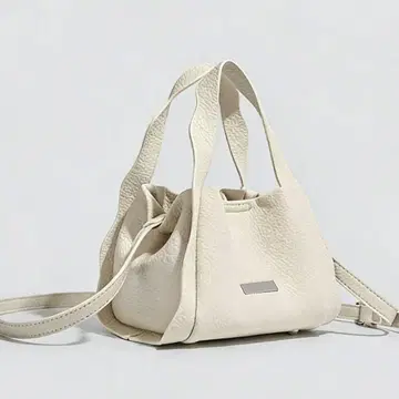 화이트 복조리형 숄더백