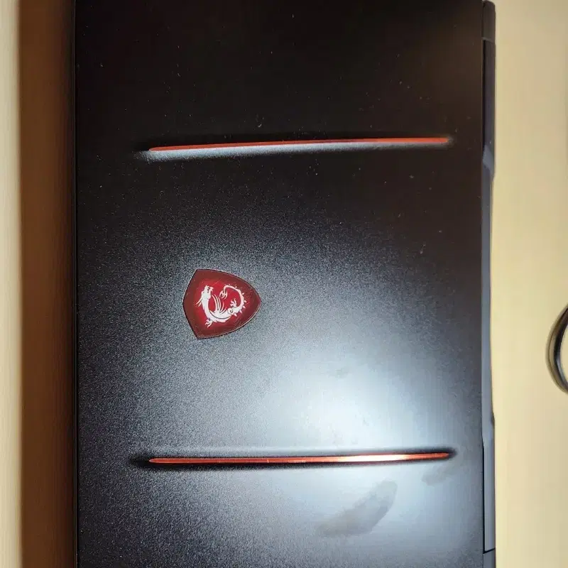 msi ge75 8sg 2080 raider게이밍노트북 급처 싸게 팝니다