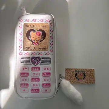 새상품 헬로키티 폴더폰 케이스 화이트