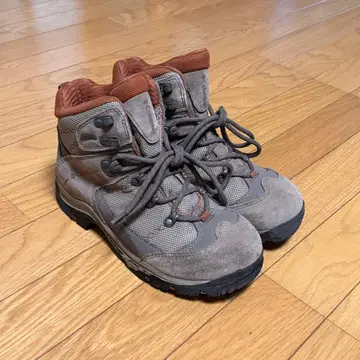 컬럼비아 트레킹 슈즈 여성용 24cm