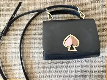 케이트 스페이드 니콜라 트위스트 락