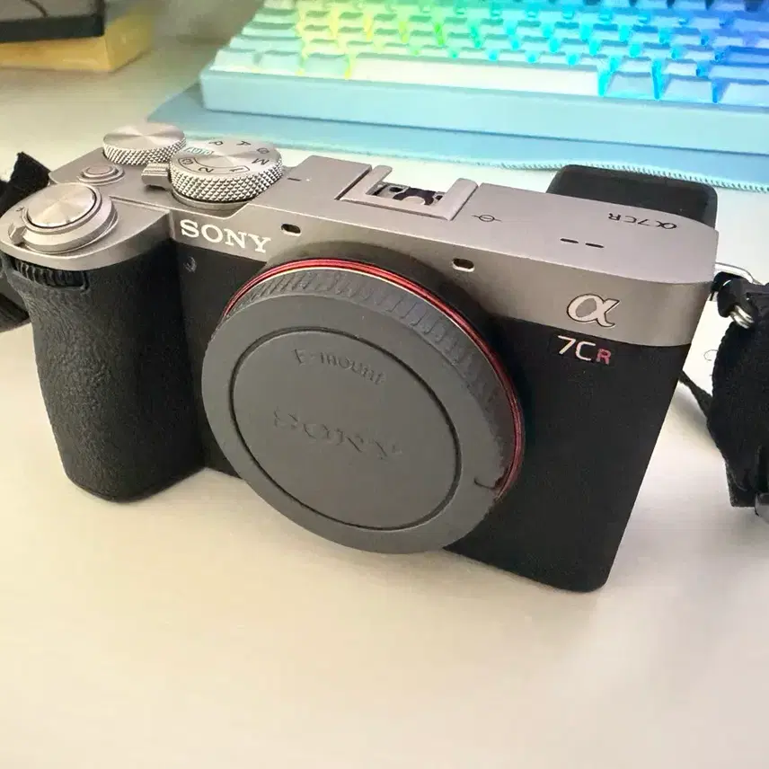 소니 A7CR 실버 풀프레임 미러리스 카메라