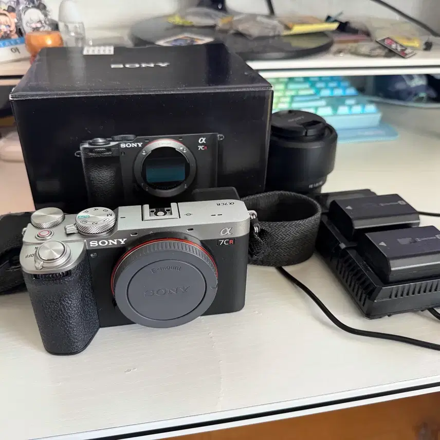 소니 A7CR 실버 풀프레임 미러리스 카메라