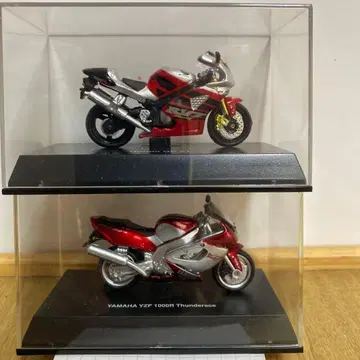 YAMAHA YZF 1000R & Honda RC 51 New Ray