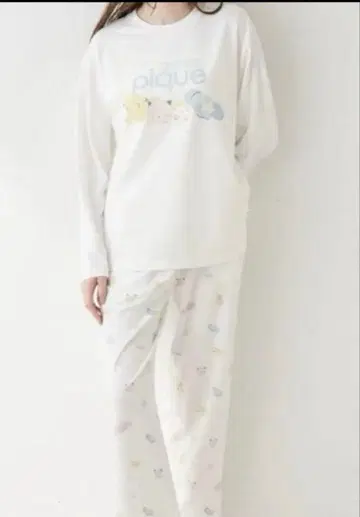 미사용 젤라또피케 포켓몬 슬립 룸웨어 상하의 세트 피카츄