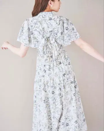 dazzlin 백리본 프린트 원피스