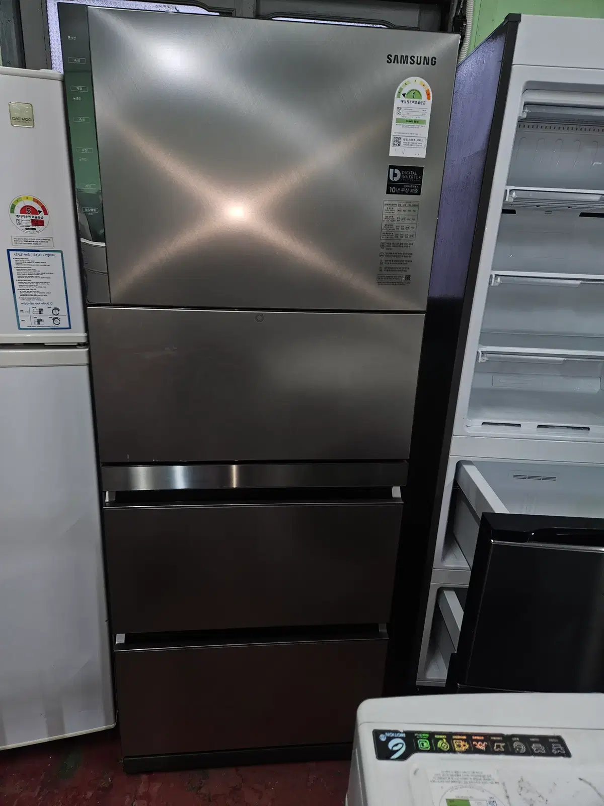 送料無料 (49)] 中古キムチ冷蔵庫スタンドタイプ 327L