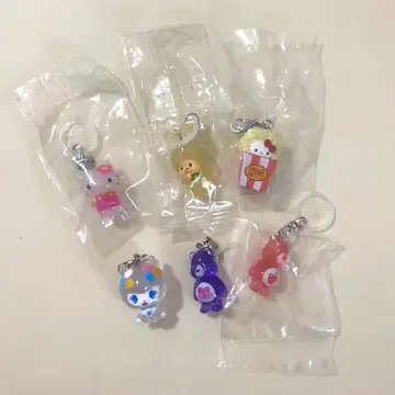 가챠가챠 메지루시 액세서리 묶음 판매 키티 침탄 케어베어